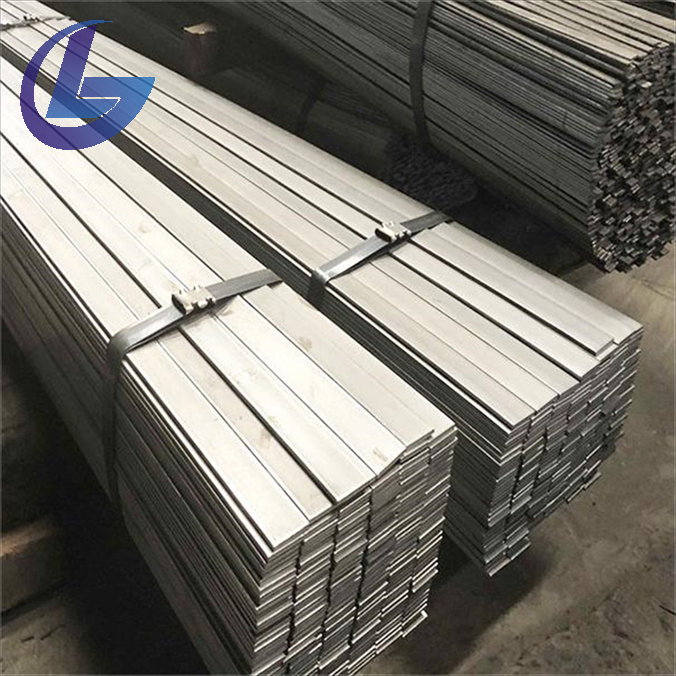 مكواة فرد الشعر Q235b