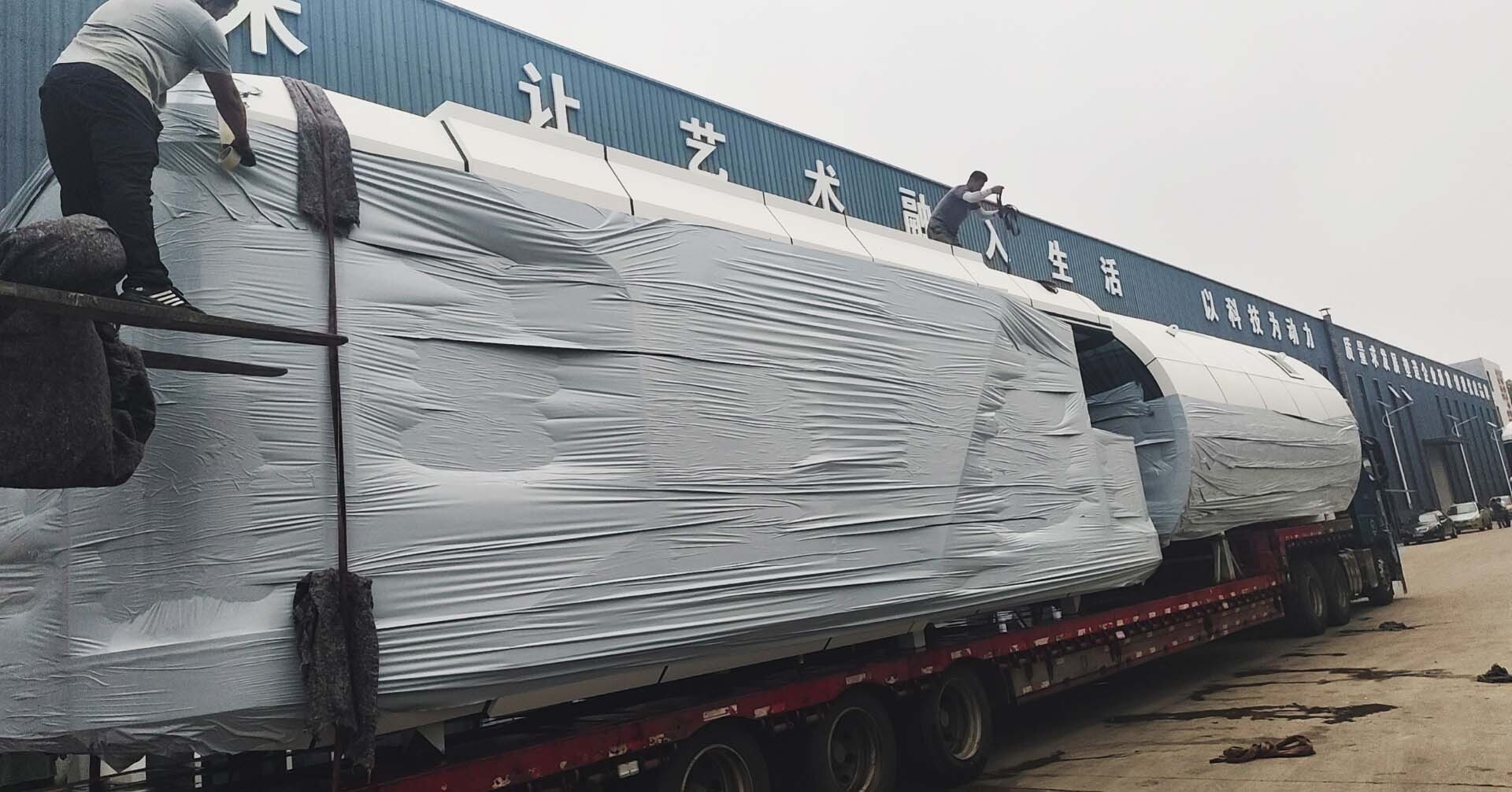 SUNINN T6 Prefab Cabin and V5 Space Capsule House Delivered to Inner Mongolia SUNINN T6 Prefab Cabin and V5 Space Capsule House Delivered to Inner Mongolia