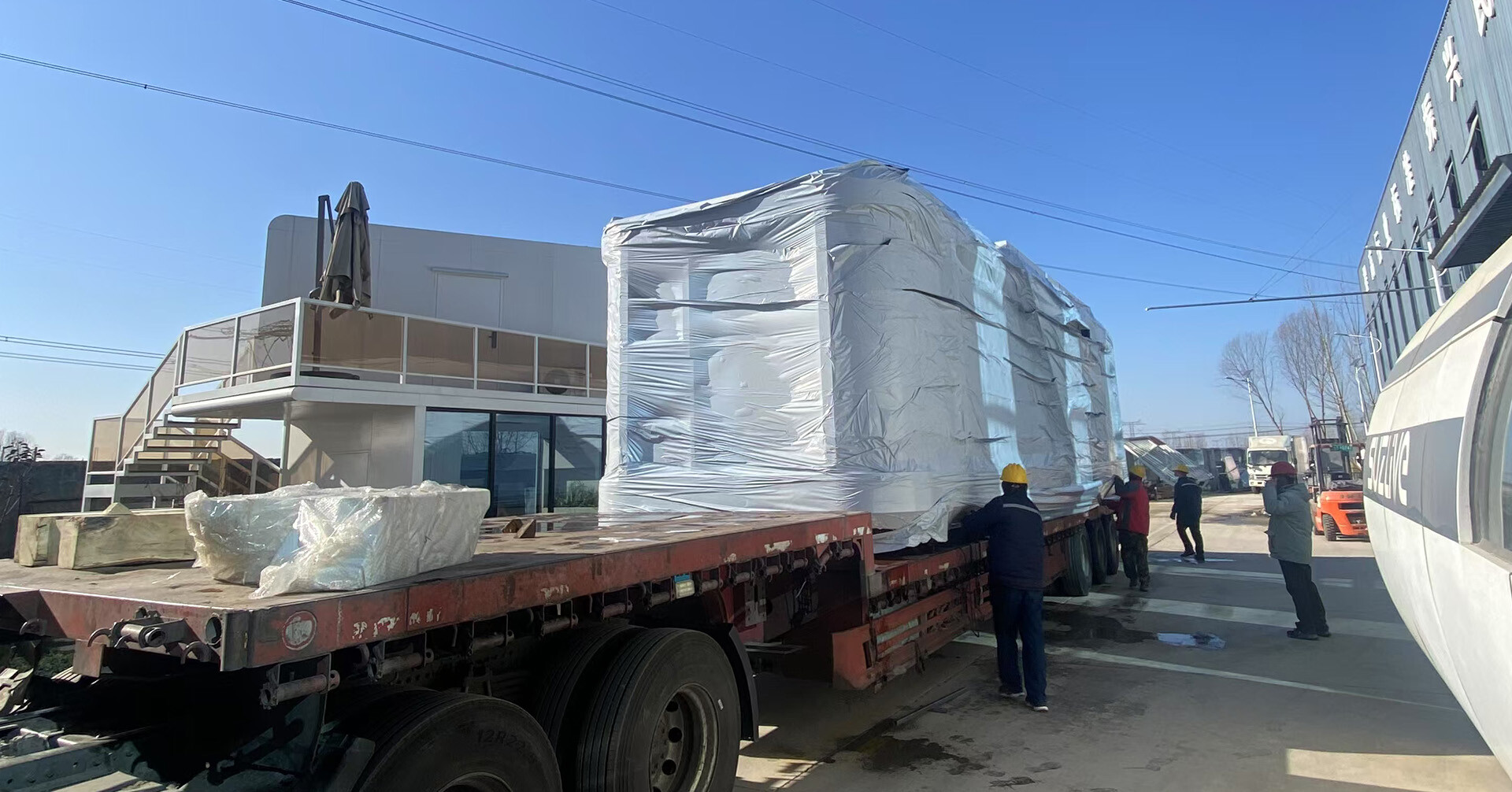 Suninn Delivers V5 and V7Capsule Houses to Guangzhou Resort for Guesthouse Use Suninn Delivers V5 and V7Capsule Houses to Guangzhou Resort for Guesthouse Use