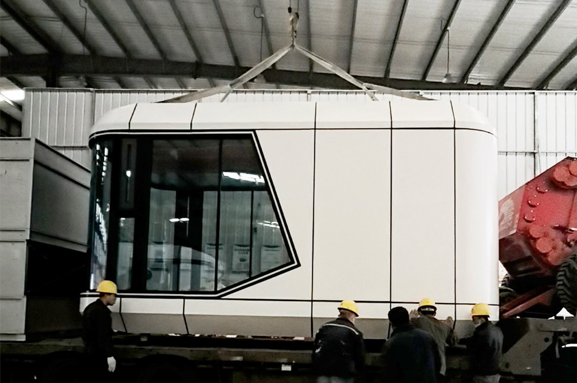 SUNINN V3 Space Capsule: Shipped to Harbin as a Customizable Pet Housing Solution SUNINN V3 Space Capsule: Shipped to Harbin as a Customizable Pet Housing Solution