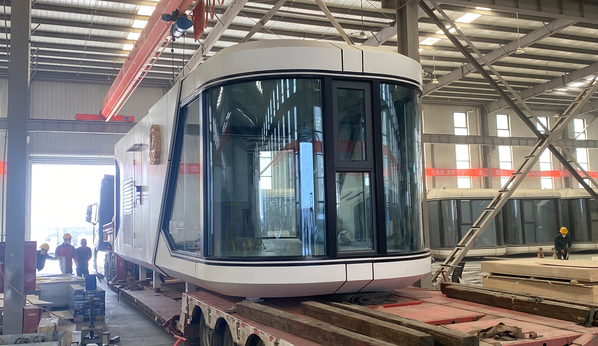 SUNINN Delivers Custom V7 Capsule House for Railway Police at Beijing West Station Square SUNINN Delivers Custom V7 Capsule House for Railway Police at Beijing West Station Square