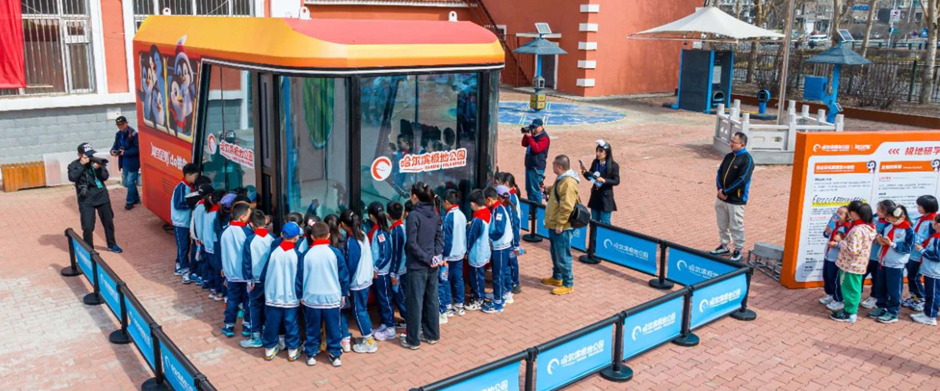 SUNINN V3 Capsule House, designed as an animal temporary living and exhibition space