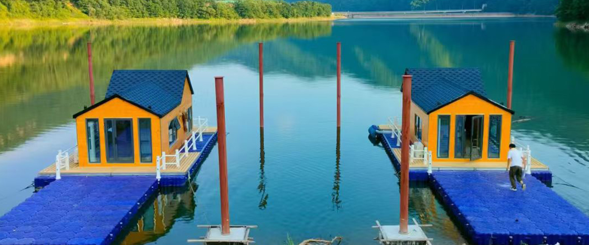SUNINN Floating House Successfully Installed in Scenic Area