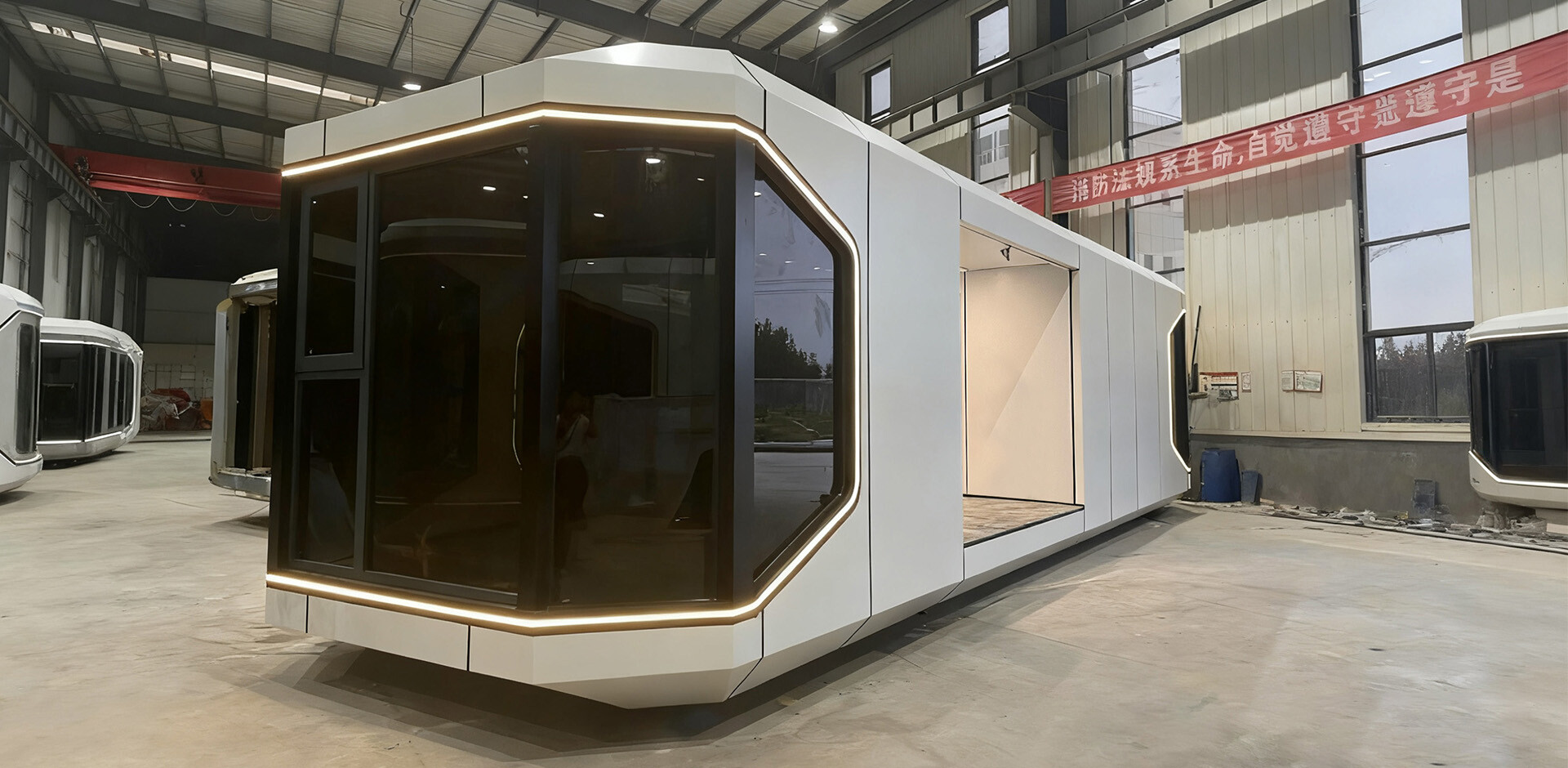 SUNINN Customized Capsule House V7 Shipped to Kazakhstan for Railway Office Use SUNINN Customized Capsule House V7 Shipped to Kazakhstan for Railway Office Use