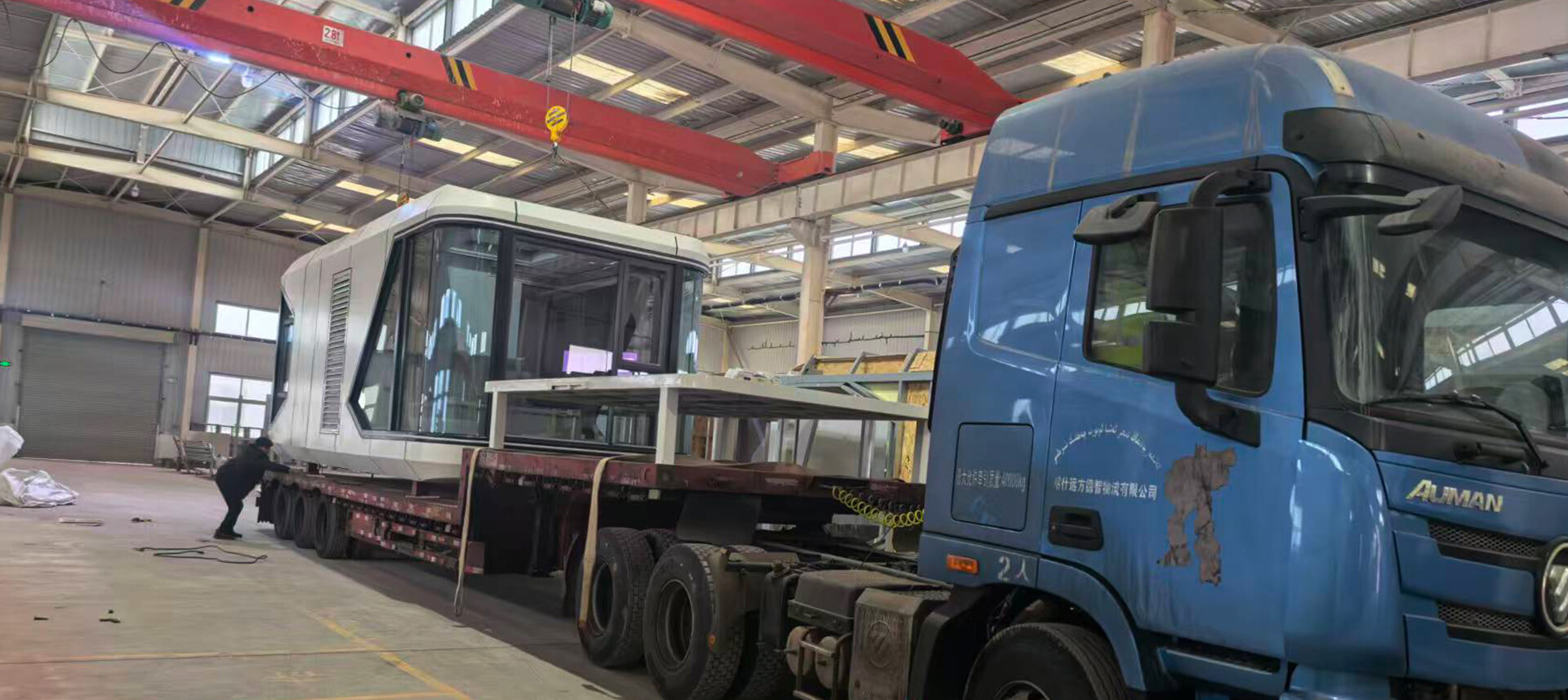 Suninn Delivers V5 Capsule Houses to Kazakhstan, Pioneering Modern Living