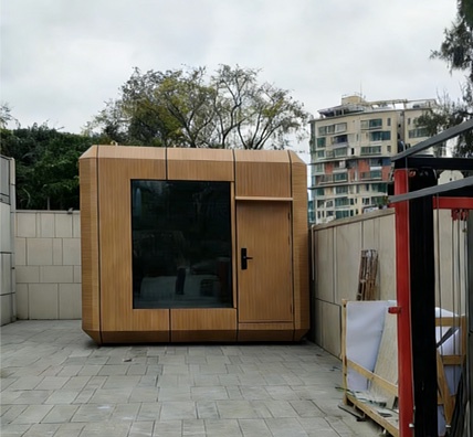 SUNINN Delivers Customized Apple Cabin to Hong Kong,  Showcasing Tailored Prefab Solutions