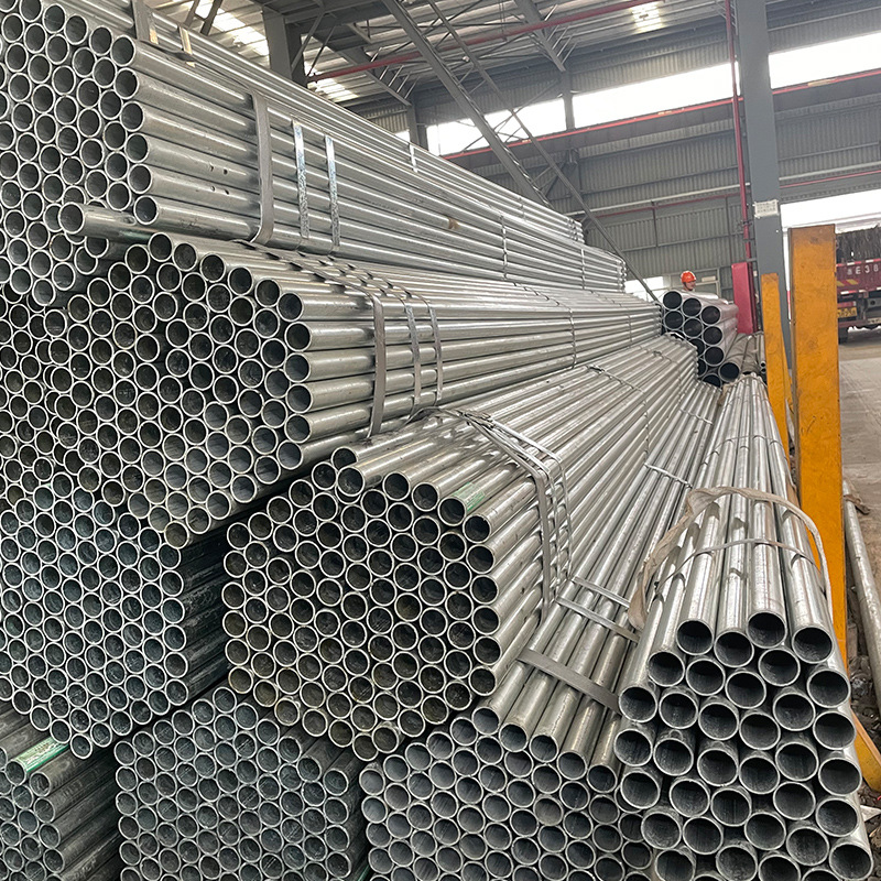 Galvanized seamless pipe