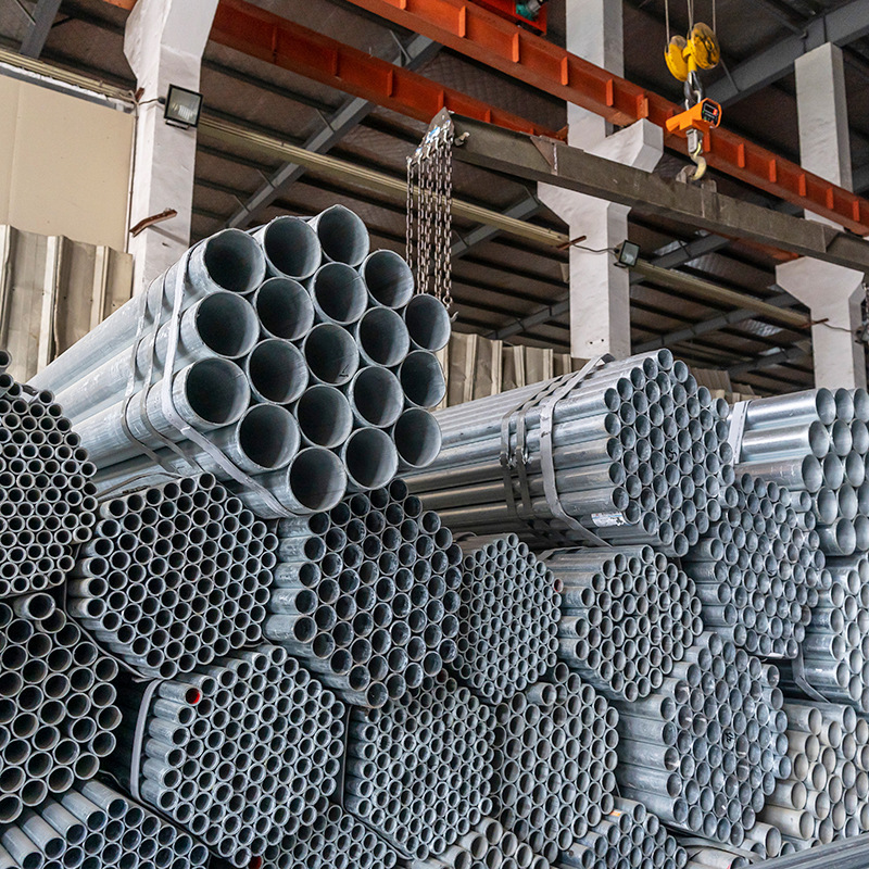 Galvanized seamless pipe