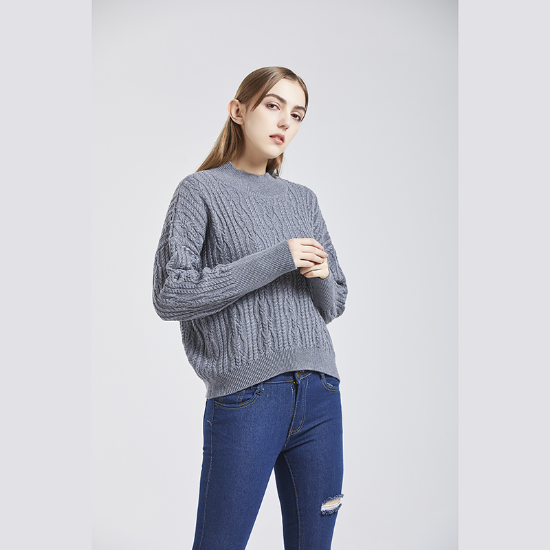 2024 custom new knitted crew neck fashion shirt cotton sweater woman