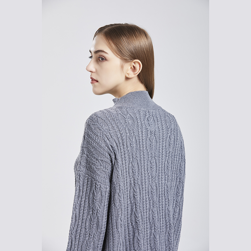 2024 custom new knitted crew neck fashion shirt cotton sweater woman