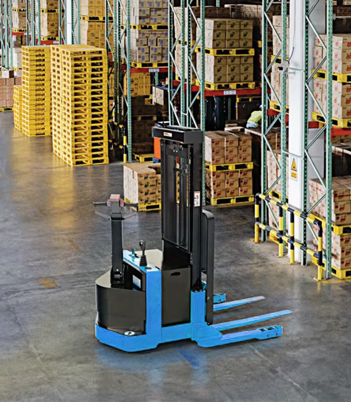 Industrial walk-behind stacker cranes