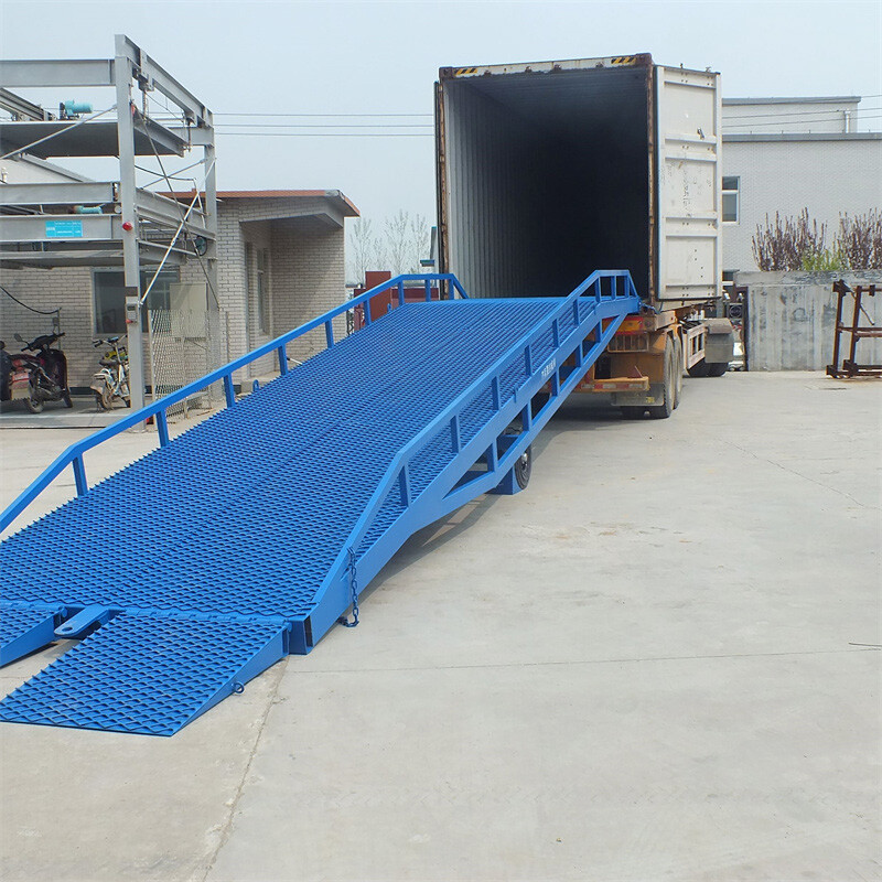 Mobile hydraulic ramp