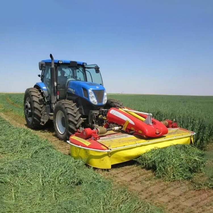 Combined mower and conditioner