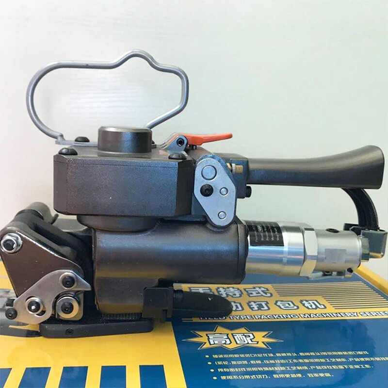 Portable pneumatic baler