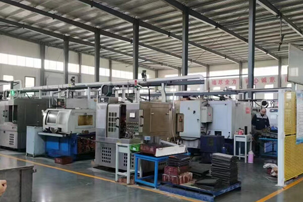 Welcome customer visits factory !