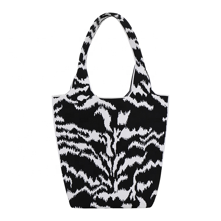 Knit Handbag 311