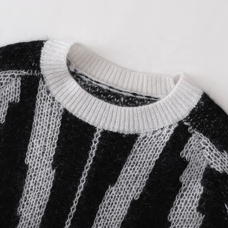 Women Wool Sweater 540