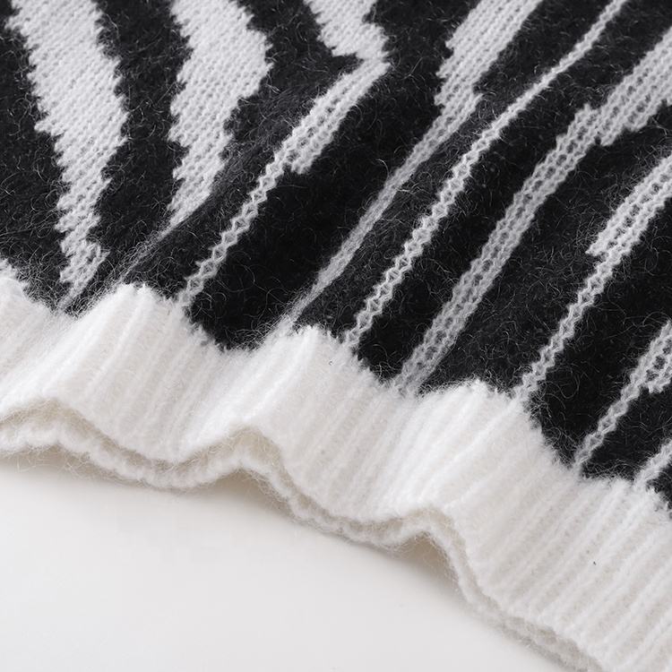Women Wool Sweater 540