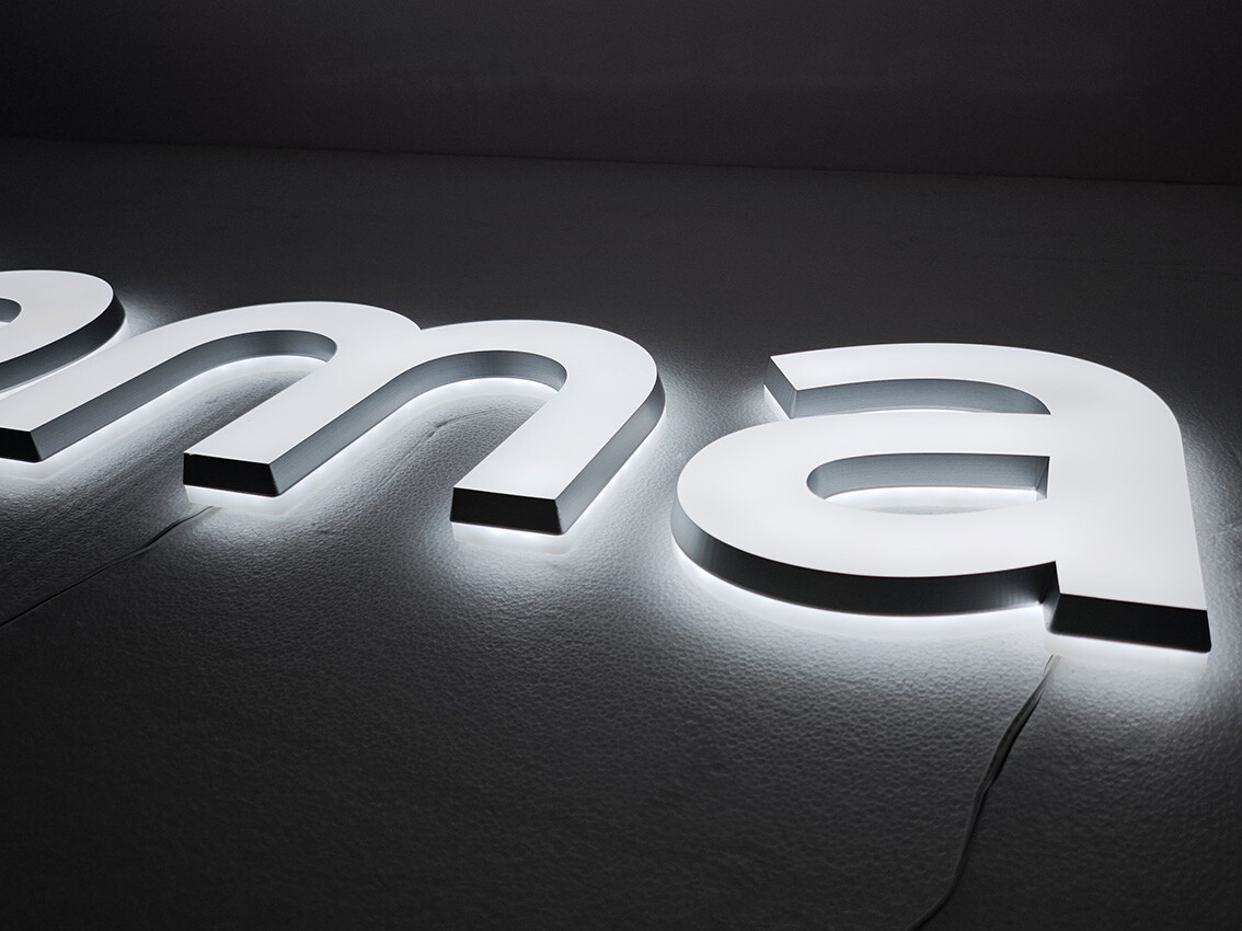 Mini-luminous characters