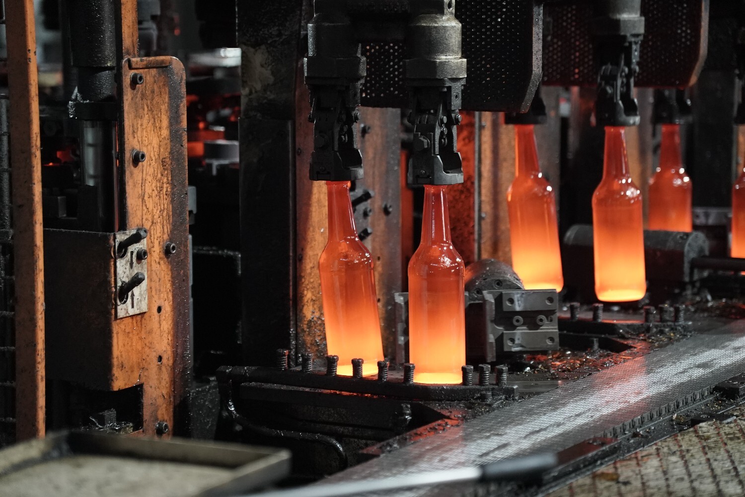 We can help glass factories make the most of all their energy and save even more costs We can help glass factories make the most of all their energy and save even more costs
