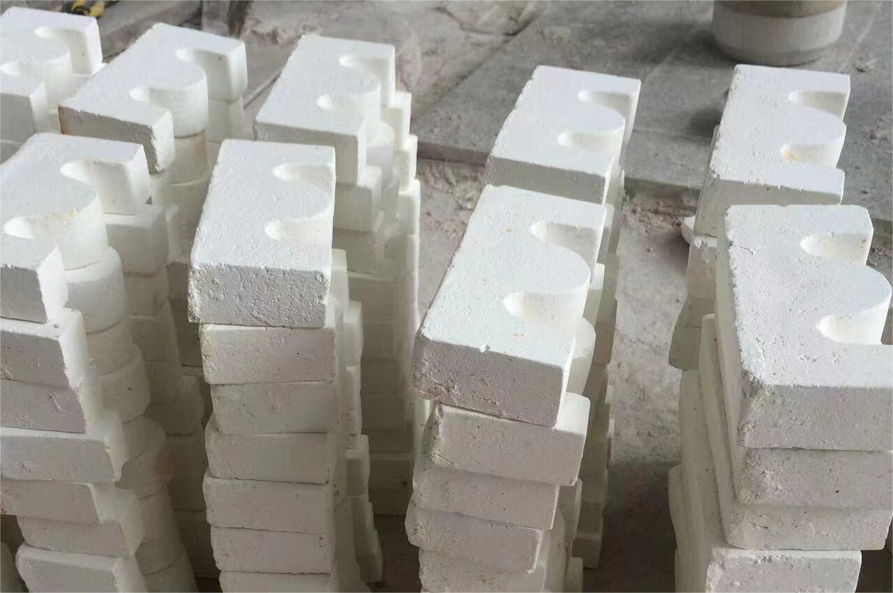 Top Benefits of Zirconium Mullite Bricks in Glass Furnaces Top Benefits of Zirconium Mullite Bricks in Glass Furnaces
