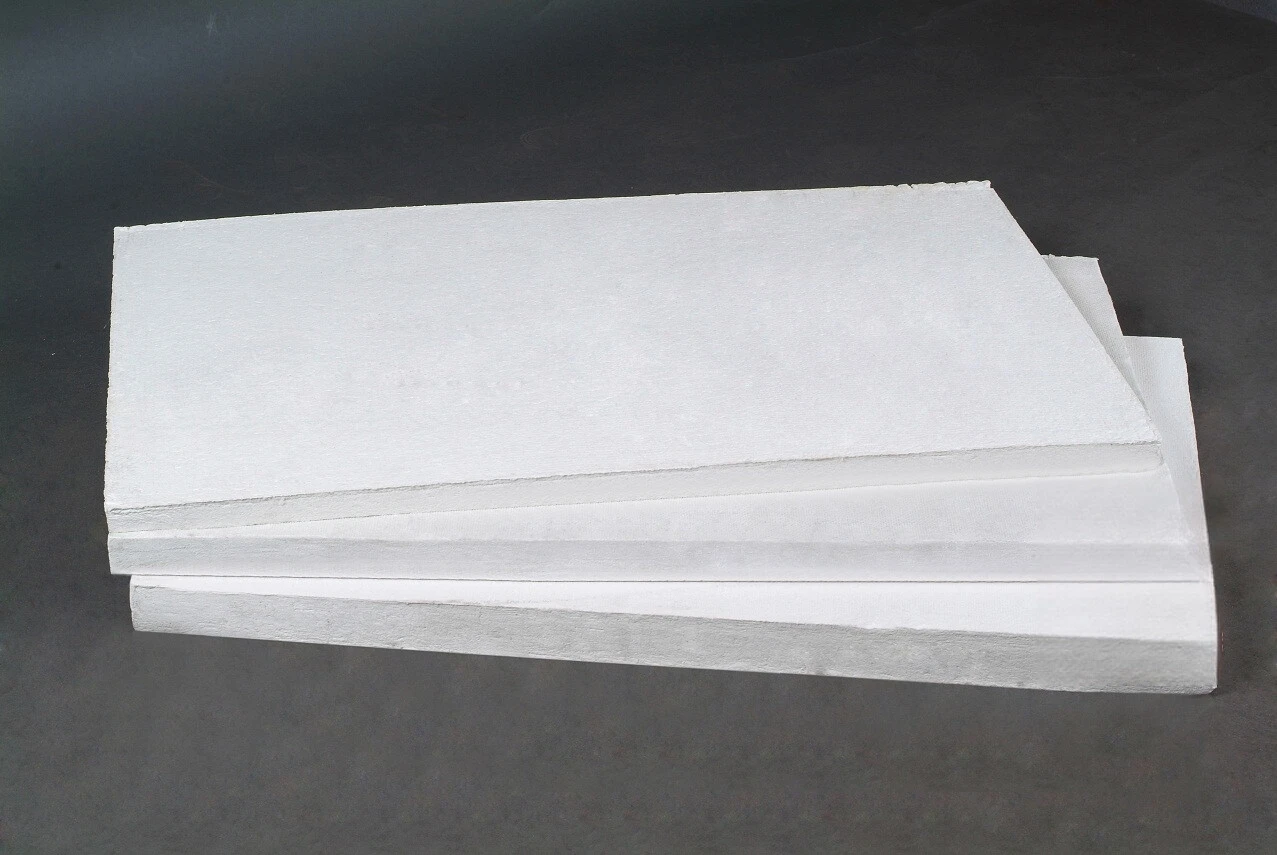 Ceramic fiber board