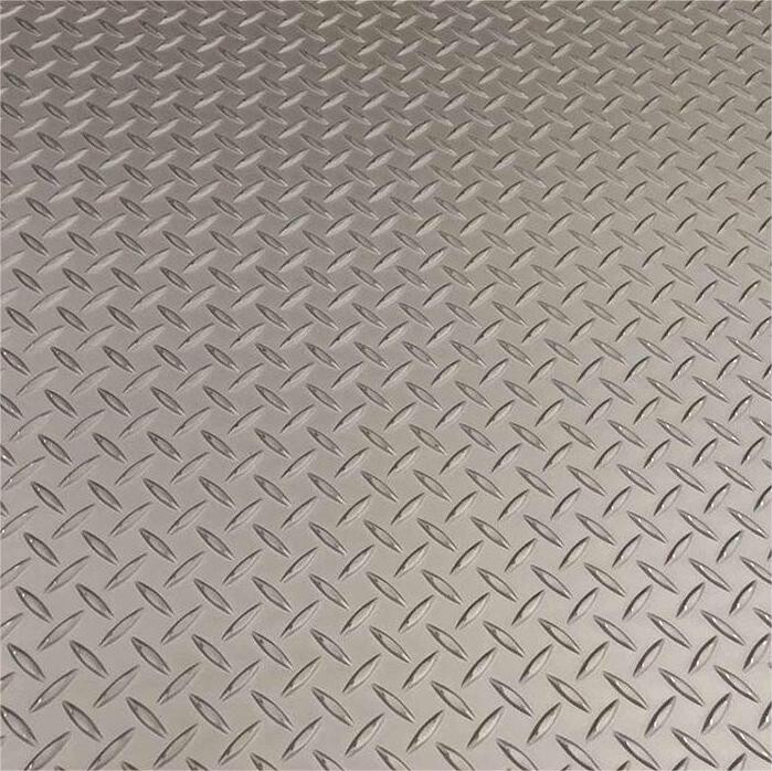 Stainless steel checkered plate