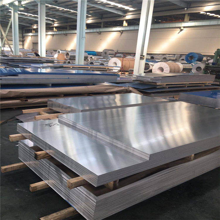 A Welding Engineer's Guide to Avoiding Cracks and Weak Joints