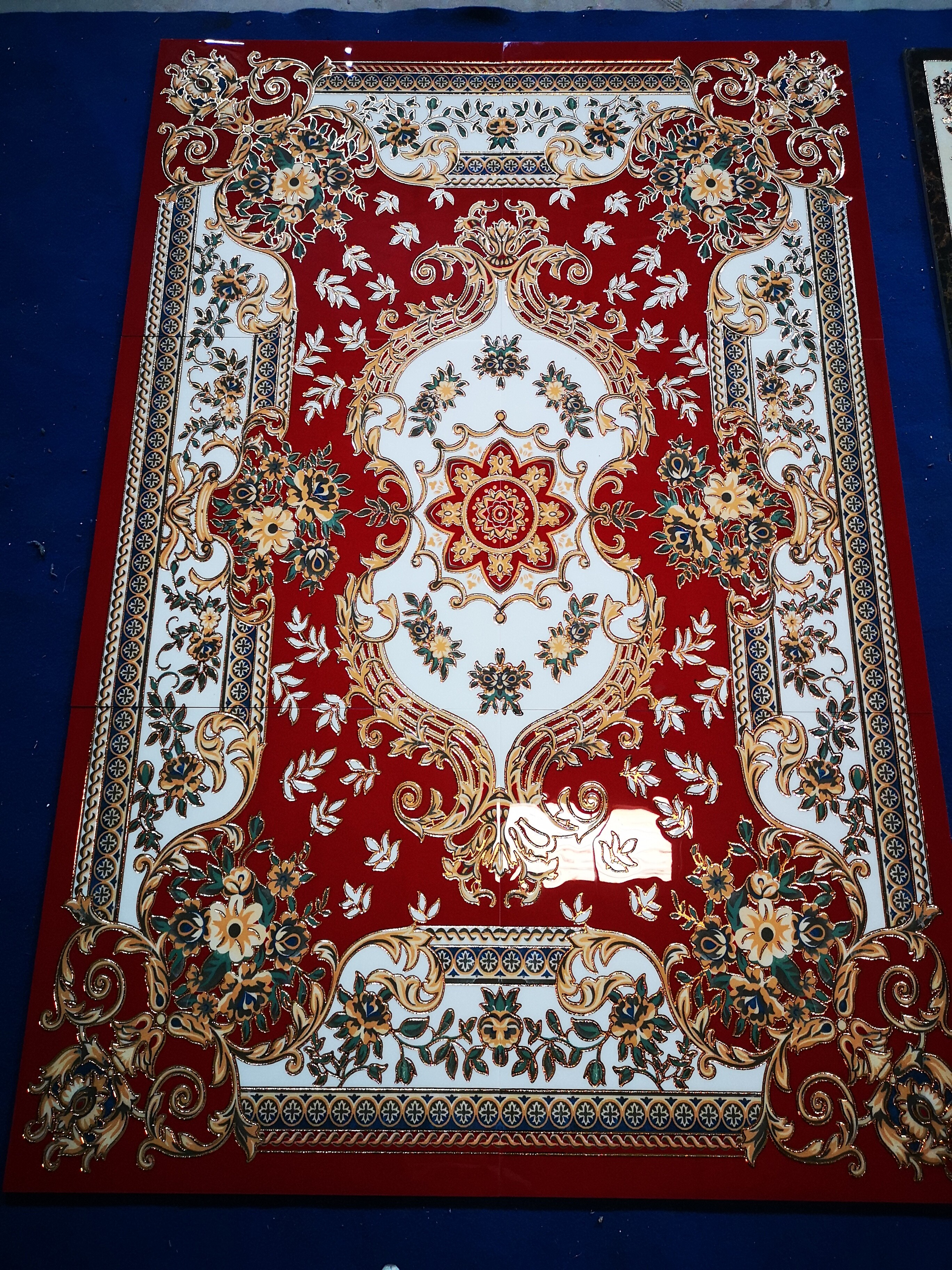 Golden carpet porcelain tiles 