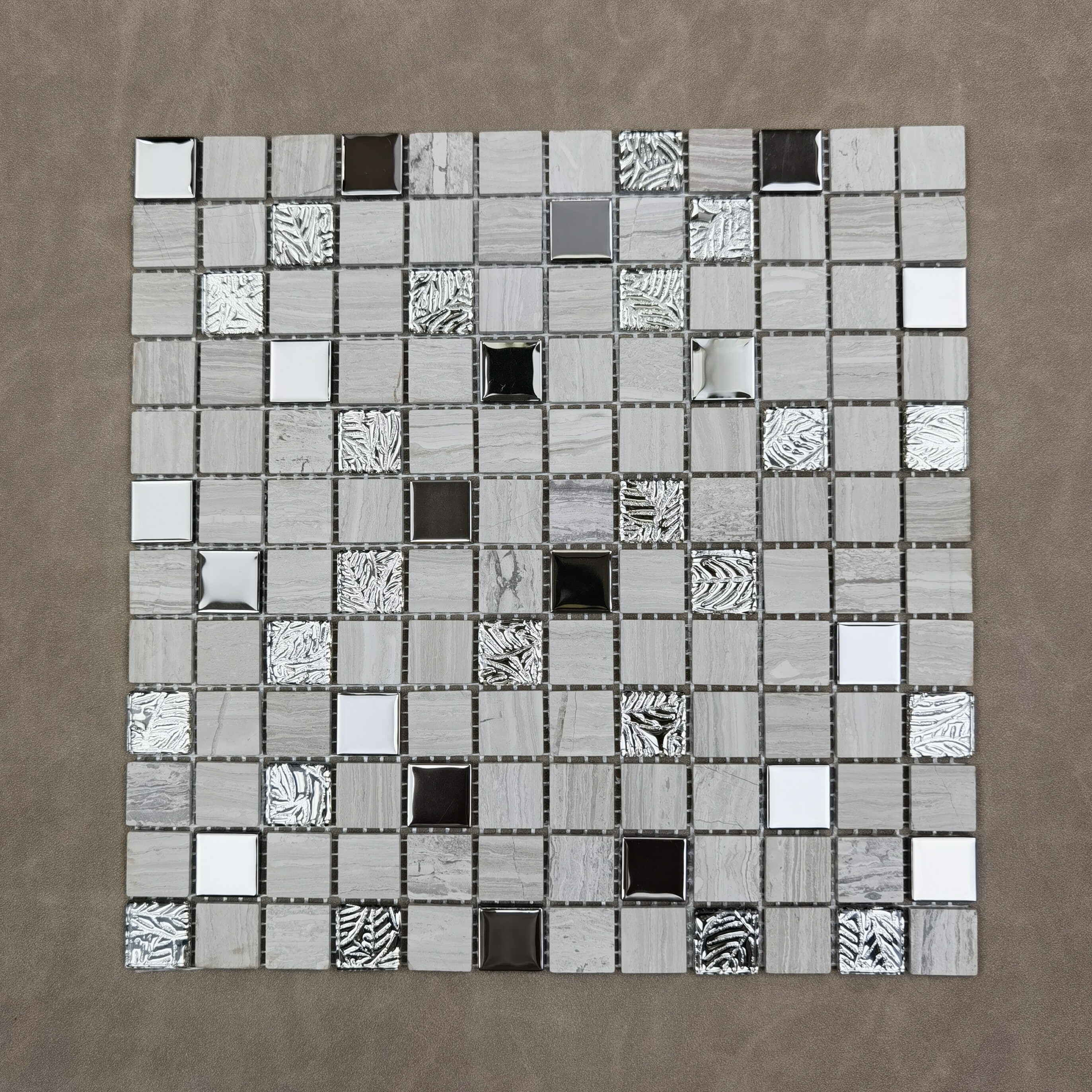 Electroplated mosaic mosaic tiles 