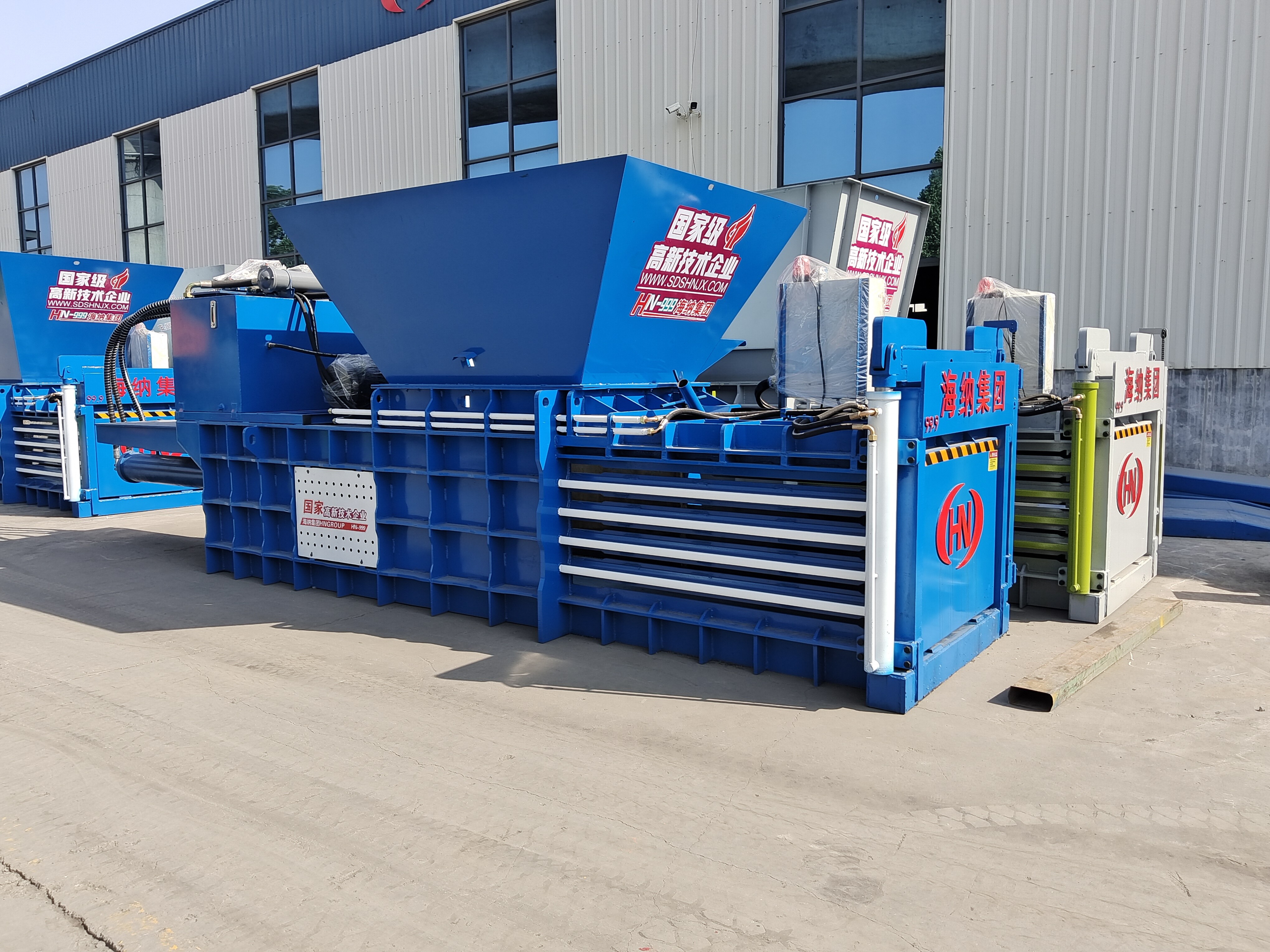 HN-60T Horizontal hydraulic balers