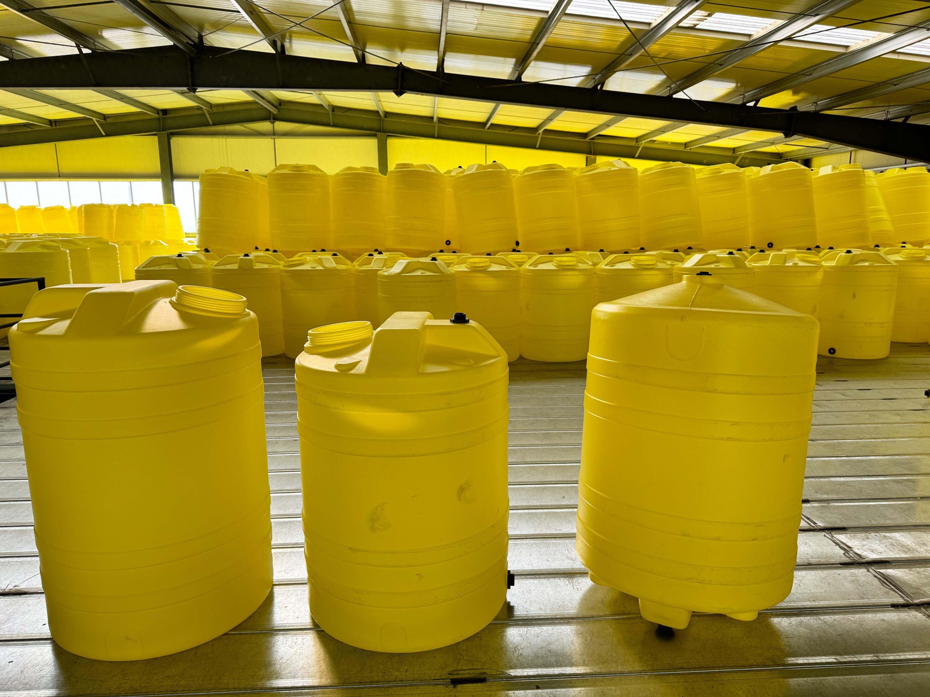 Automatic Stirring Fertilizer Tank