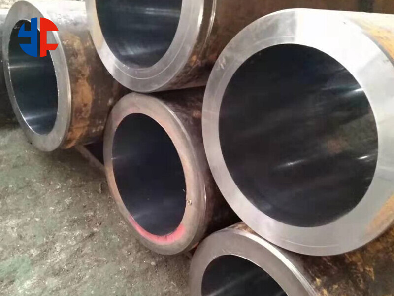  Carbon Seamless Carbon Steel Pipes And Honed Tube For Hydraulic Cylinder
