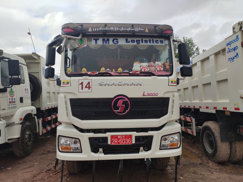 SHACMAN L3000 4×2 Dump Truck