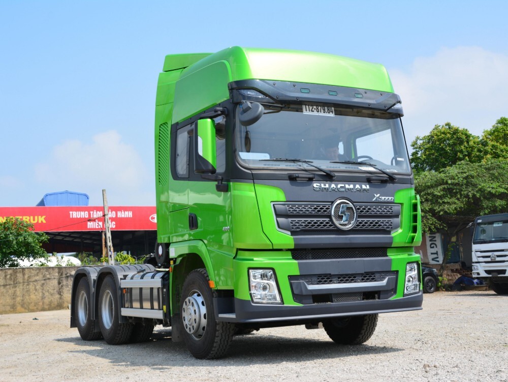 SHACMAN X3000 6×4 Trailer Truck