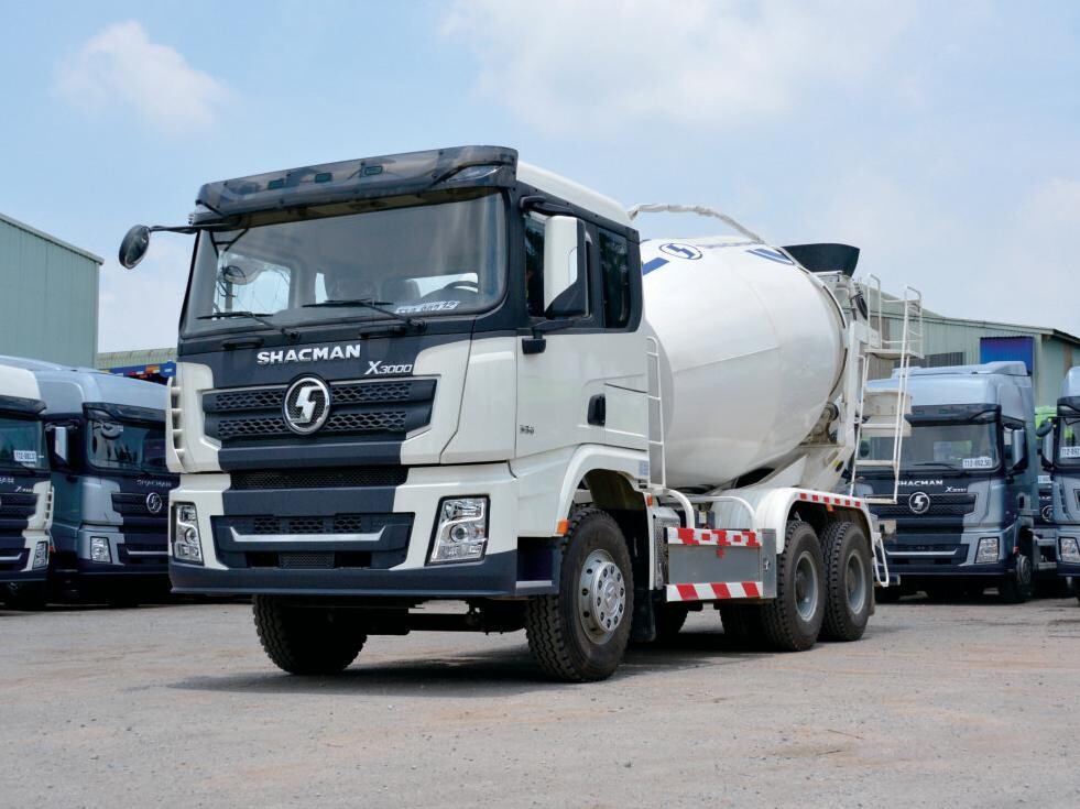 SHACMAN X3000 6×4 Cement Mixer