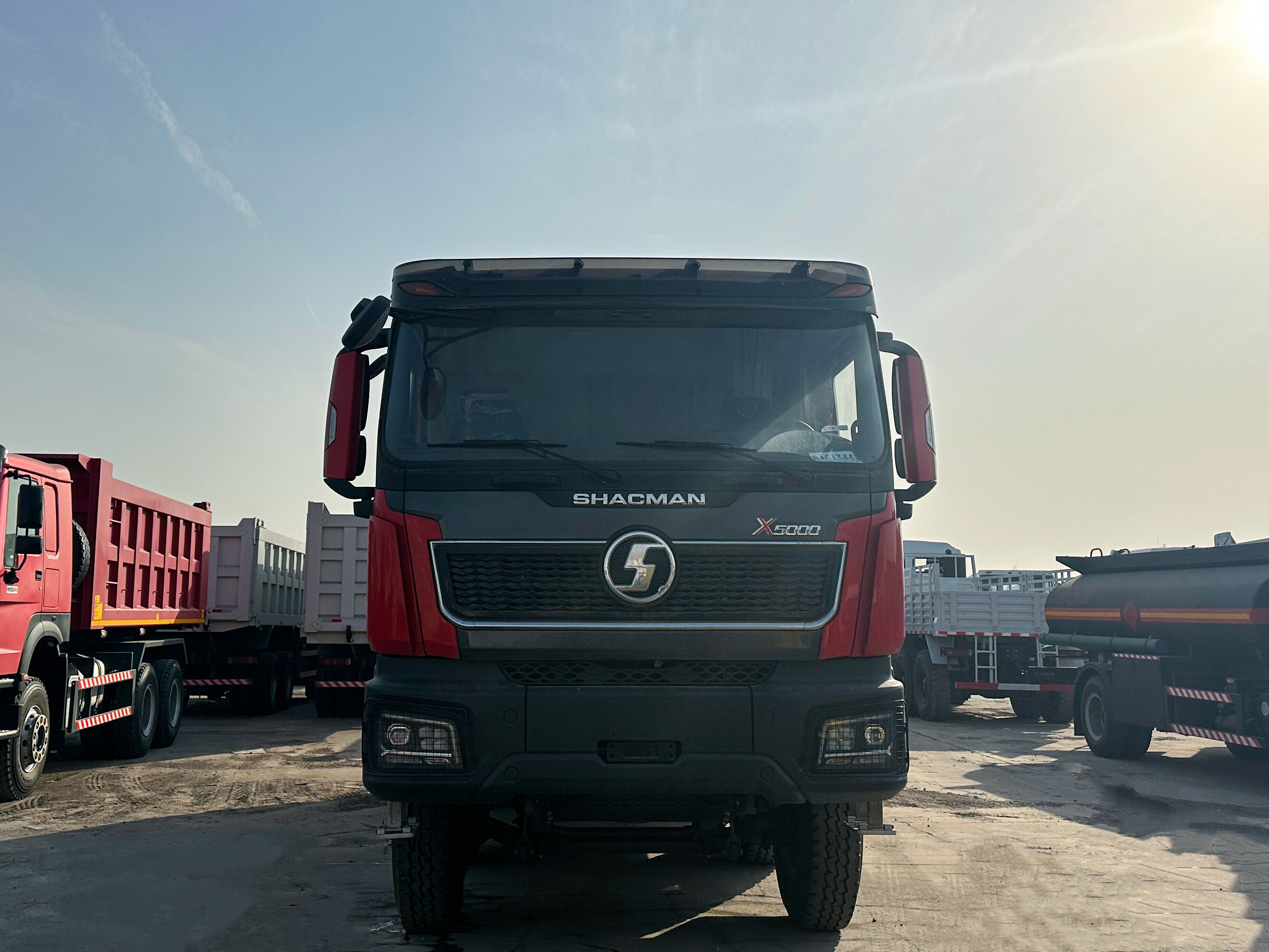 SHACMAN X5000 8×4 Dump Truck