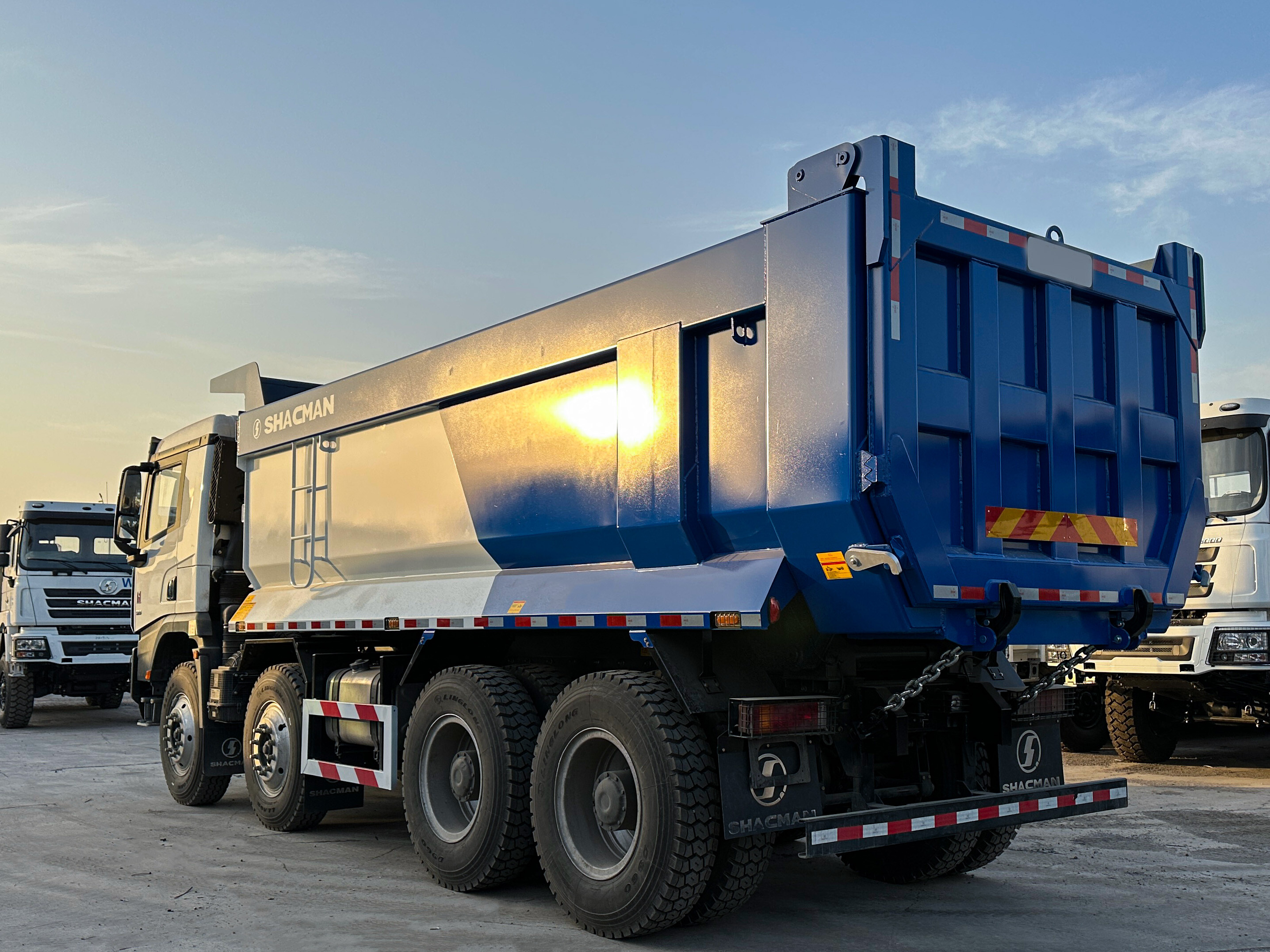 SHACMAN X5000 Dump Truck – Power Meets Efficiency