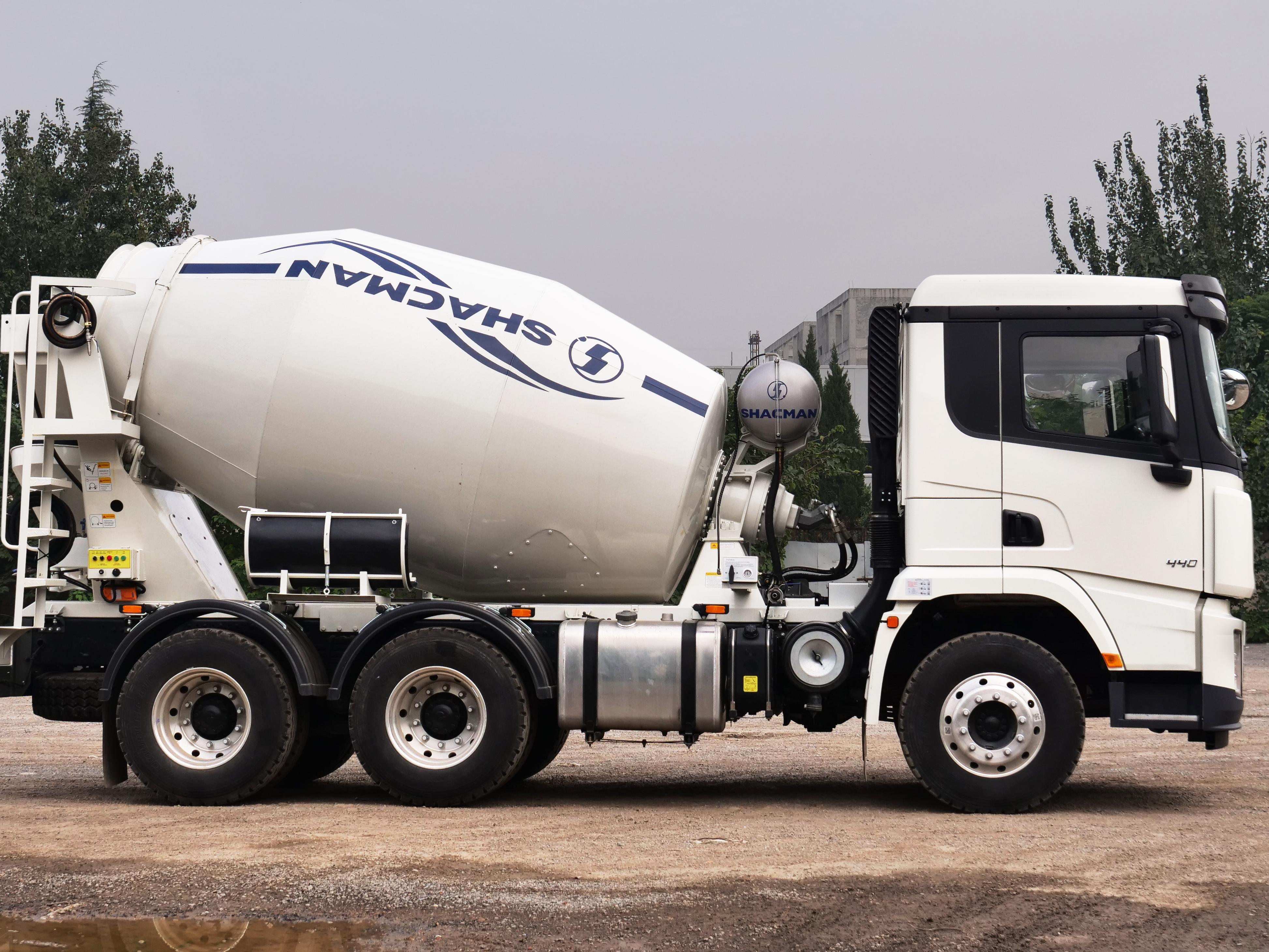 How to Mix Cement for Maximum Strength & Durability