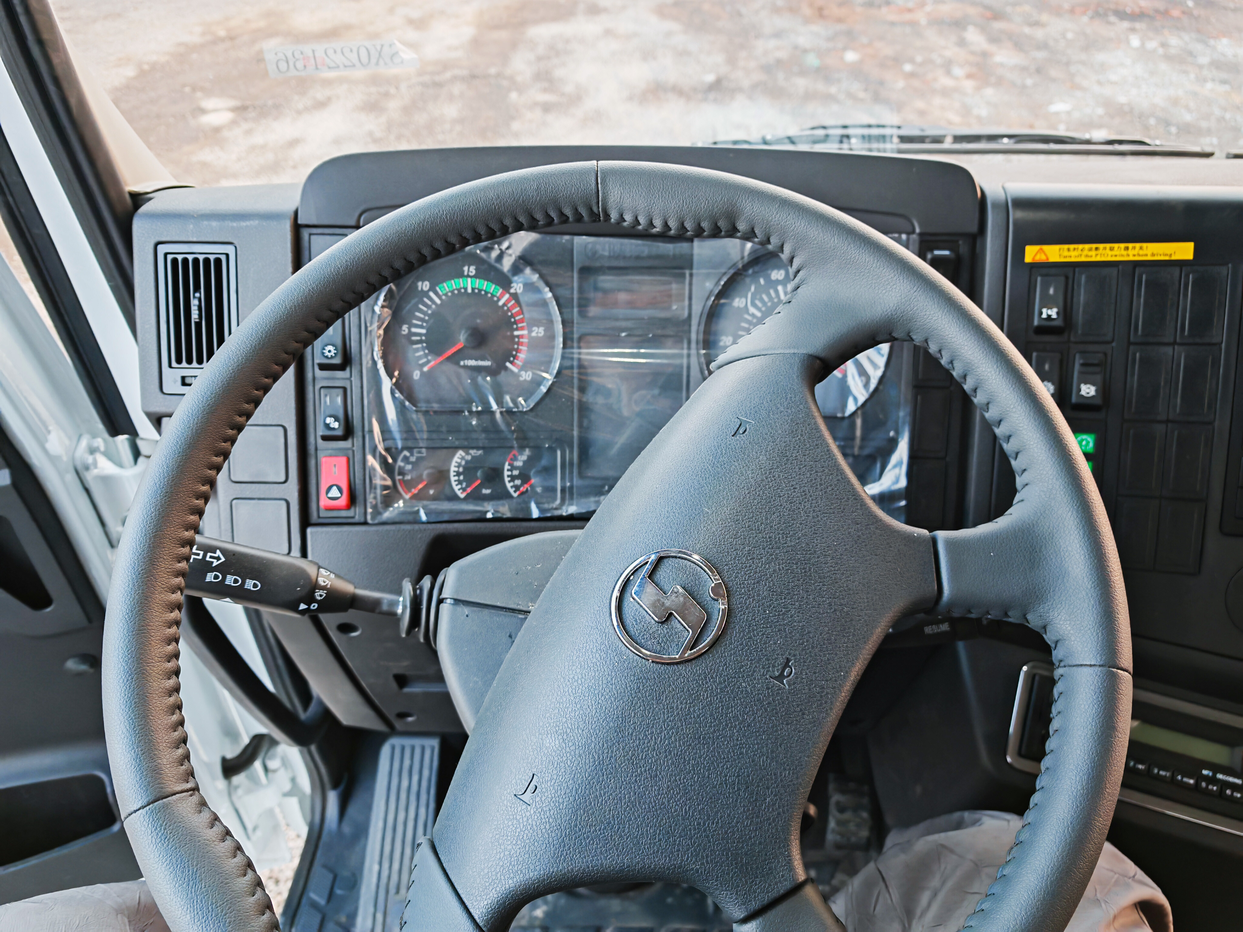 SHACMAN F2000 6×4 Dump Truck