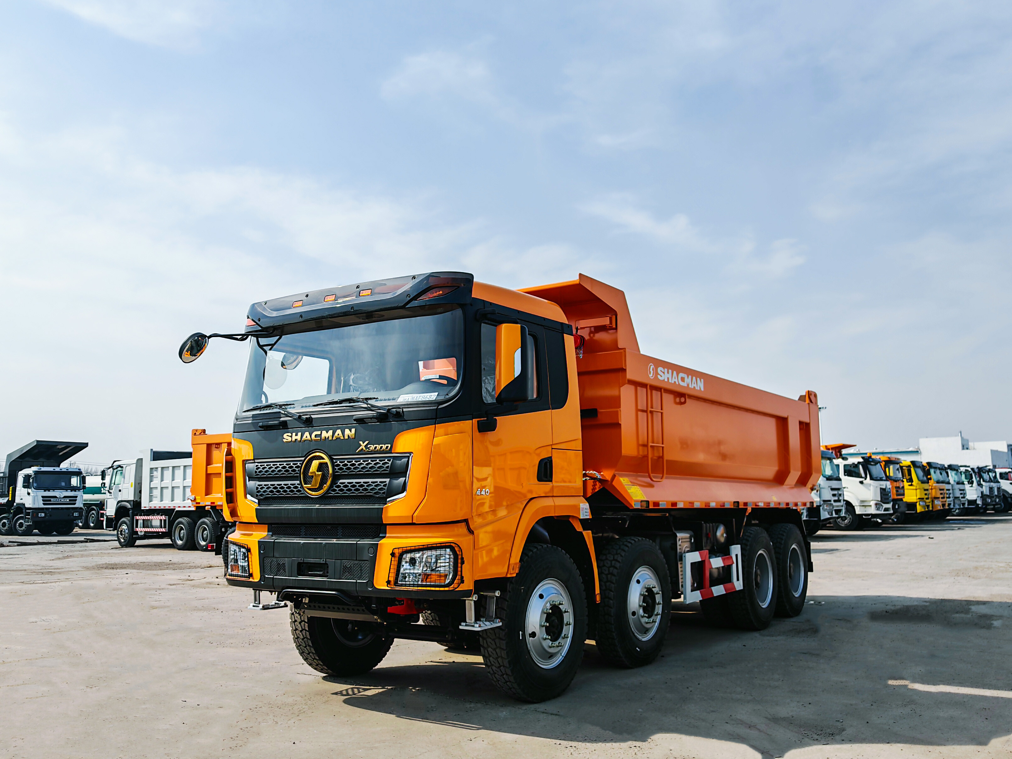 SHACMAN X3000 8×4 Dump Truck