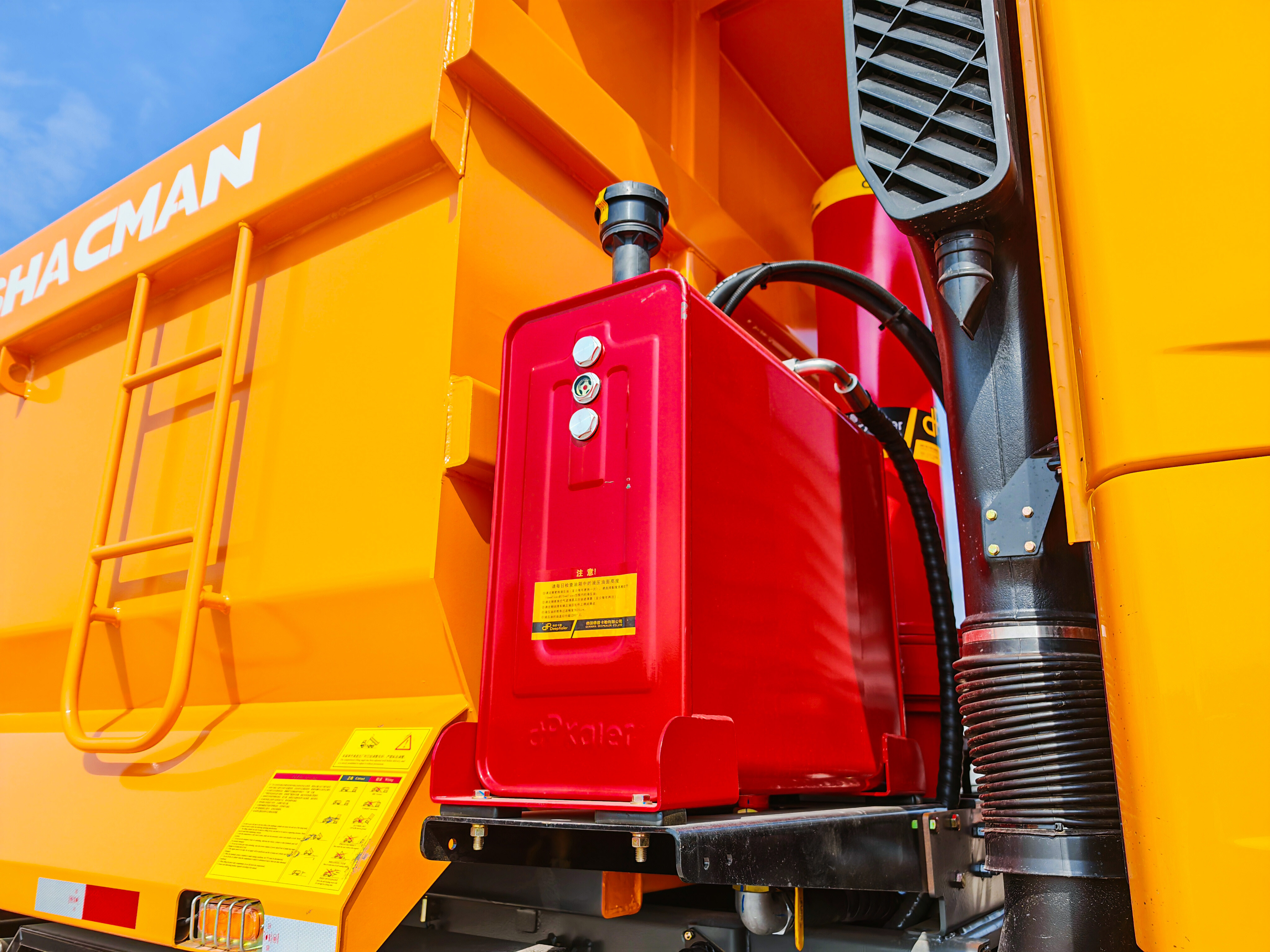 Case Study: How a Construction Firm Saved 15% on Fleet Costs with SHACMAN Dump Trucks