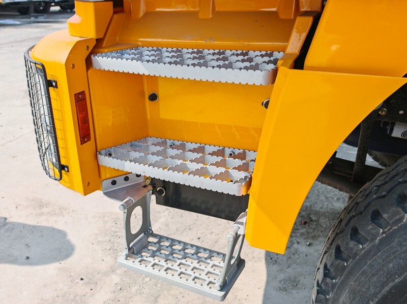 SHACMAN F3000 6×4 380 HP DUMP TRUCK