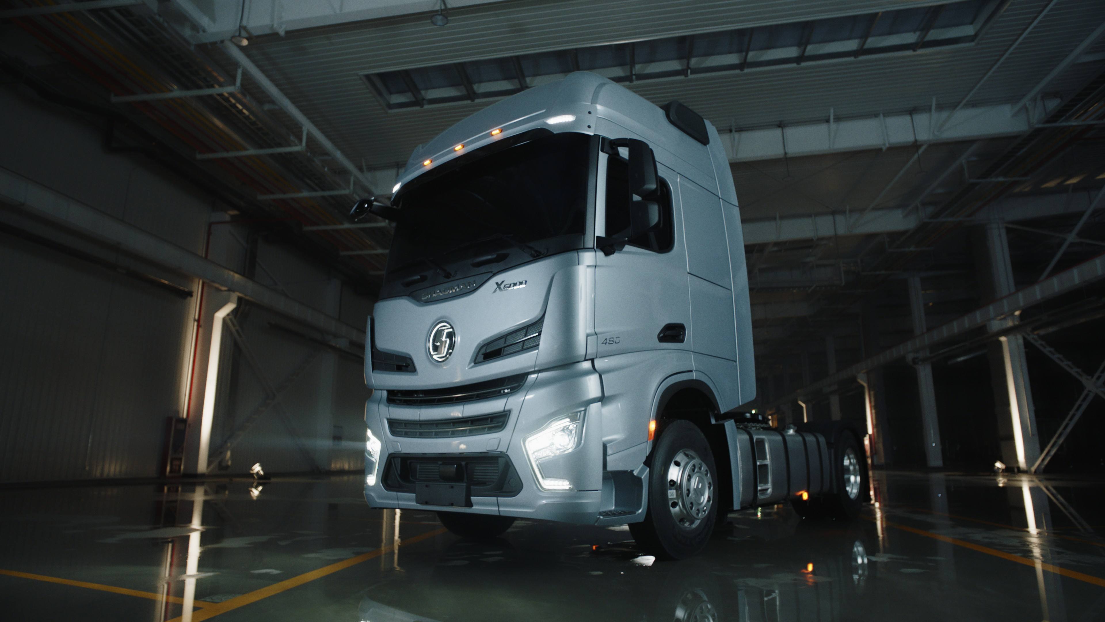 Why SHACMAN Heavy-Duty Trucks Dominate Mining Operations: A Case Study Analysis