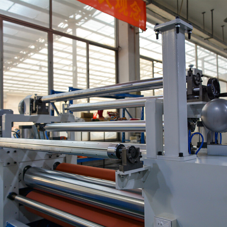 MD-PT-1350JM   胶膜平贴机