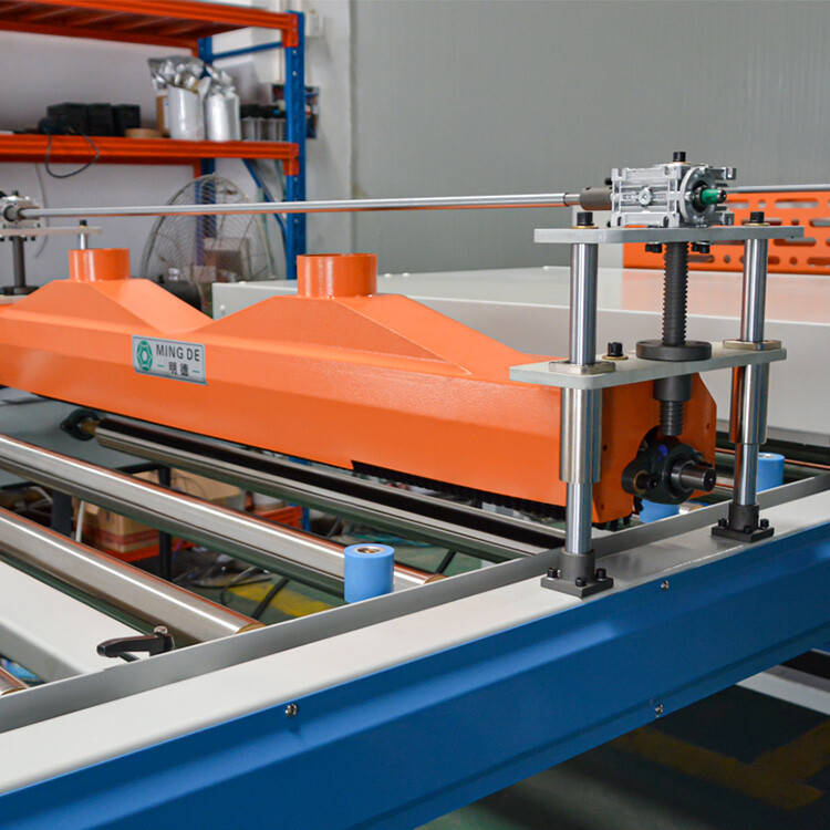 MD-PT-1350B-2   水性胶平贴机