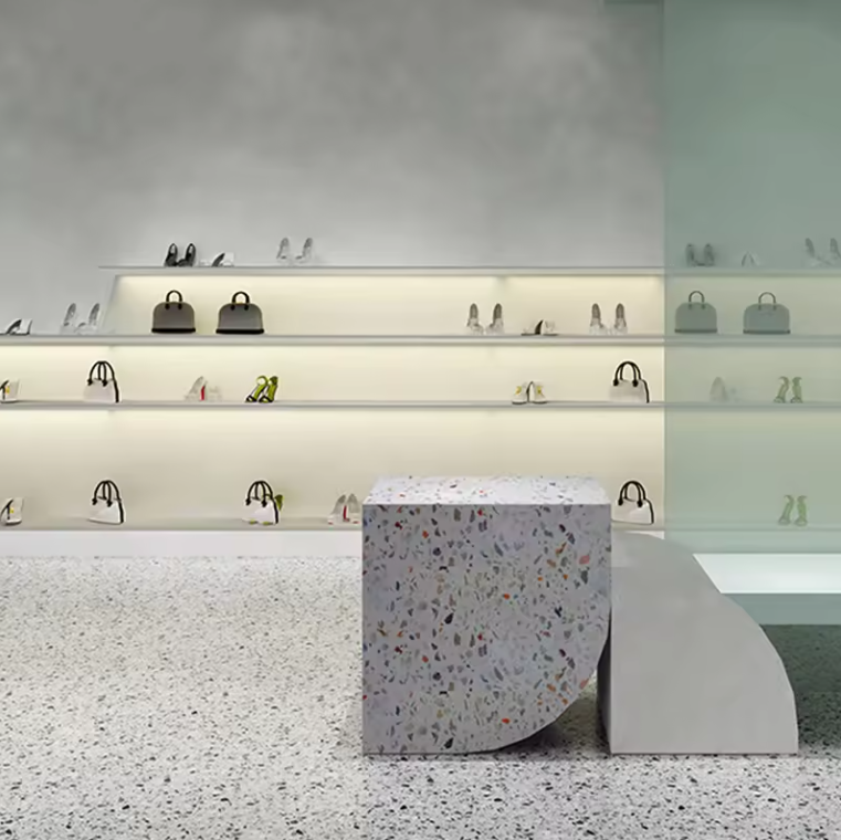 Shoe and bag counter