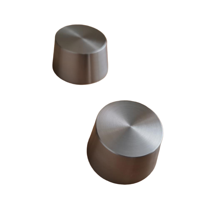 Lanthanum-manganese sputtering target