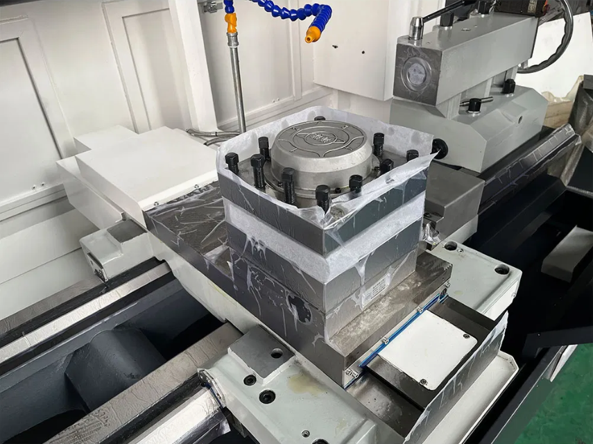 Automated Customized Multi-Axis Stable CNC Turning -Milling Center