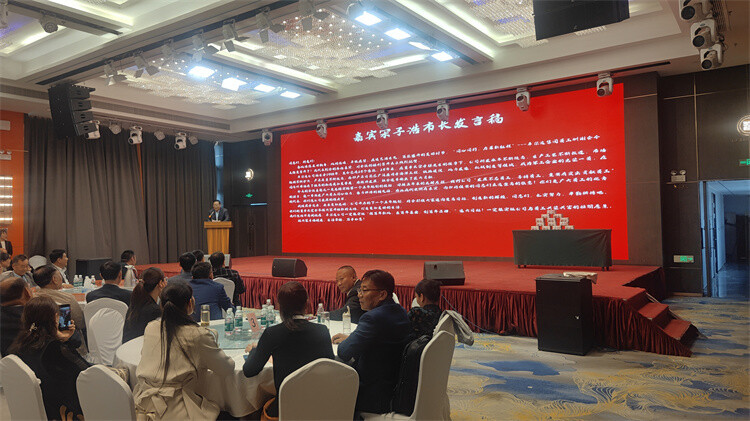 In the hot May, Fengerda Group generously distributes employee benefits